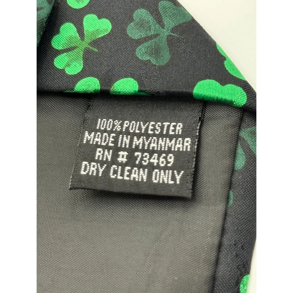 Looney Tunes Bugs Bunny Tie OS Vintage 90s Shamrock St Patricks Day Irish Kilt